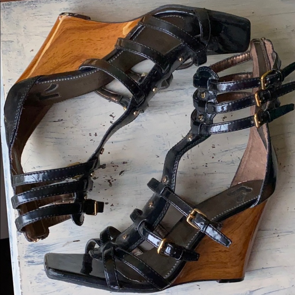 GLADIATOR WEDGE Heel. 8.5